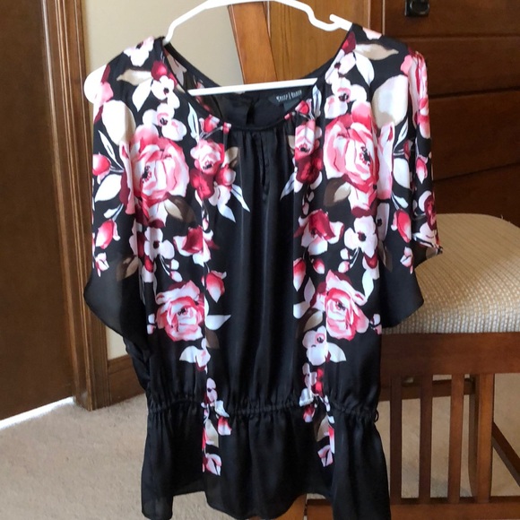 Blouse - Picture 1 of 5